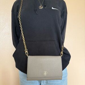 Authentic Tory Burch Leather Chain Crossbody Bag